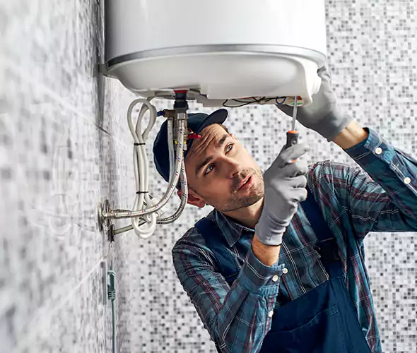 Expert Plumber for Hot Water Tank Maintenance in Pembroke, MA: Schedule Reliable Maintenance Services with Us